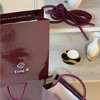 Sacs en papier d'art de luxe faits à la main, écologiques, biodégradables et réutilisables avec ruban, personnalisation de marque pour la vente au détail de vêtements et de chaussures haut de gamme