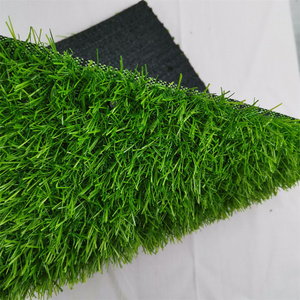 Gazon synthétique naturel doux pour mariage, rouleaux de gazon artificiel à bas <span class=keywords><strong>prix</strong></span> pour aménagement paysager, tapis de gazon synthétique anti-UV pour extérieur - Product Image 5