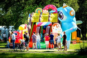 Thương mại đẹp đầy màu sắc Inflatable quái vật khô trượt một câu chuyện cổ tích khóa học trở ngại sân chơi lâu đài bouncy - Product Image 2