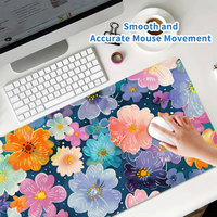 Grand tapis de souris de jeu lumineux en caoutchouc naturel, base antidérapante, résistant à l'usure et étanche, adapté aux sports électroniques.