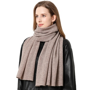 Produzione Professionale ODM&OEM <span class=keywords><strong>di</strong></span> Sciarpe Lunghe Invernali in <span class=keywords><strong>Lana</strong></span> e Cashmere per <span class=keywords><strong>Donna</strong></span>, Lavorazione a Maglia Larga 7gg, Leggere - Product Image 1