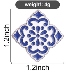 Elegante spilla in ceramica smaltata con design floreale tradizionale orientale, regalo per appassionati e collezionisti - Product Image 6