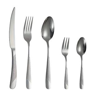 Ensemble de couverts Topwin de luxe brillant en acier inoxydable 304, couverts en argent plaqué or avec poignée en forme d'étoile et de diamant - Product Image 1