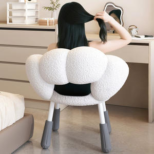 Silla con forma de pétalo, taburete giratorio multifuncional para dormitorio, silla de maquillaje para adultos, niños y ancianos - Product Image 3