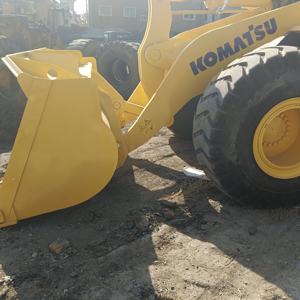 Chargeur sur pneus Komatsu WA380 fiable d'une capacité de 5 tonnes pour la construction et l'exploitation minière avec moteur central et composants de pompe du Japon - Product Image 3