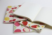 Carnet A5 personnalisé-Couverture de fruits minimaliste (fraise, citron, cerise) avec pages quadrillées, Journal de bureau et d'école