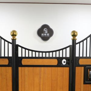 Box per <span class=keywords><strong>Cavalli</strong></span> Classico di Alta Gamma con Pannelli <span class=keywords><strong>in</strong></span> Bambù Ecologici e Ottima Ventilazione per l'Alloggio dei <span class=keywords><strong>Cavalli</strong></span> - Product Image 4