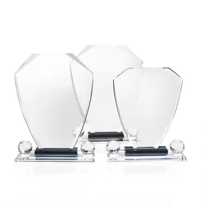 Business Simple Style Blank Sublimation Sport Souvenir Glass Award Kristall Trophäe mit schwarzer Basis
