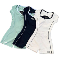 2026 Combinaison de sport et de yoga pour femme, coupe ajustée, sexy, à manches courtes contrastantes, style INS, personnalisable OEM ODM, pour le marché américain et international