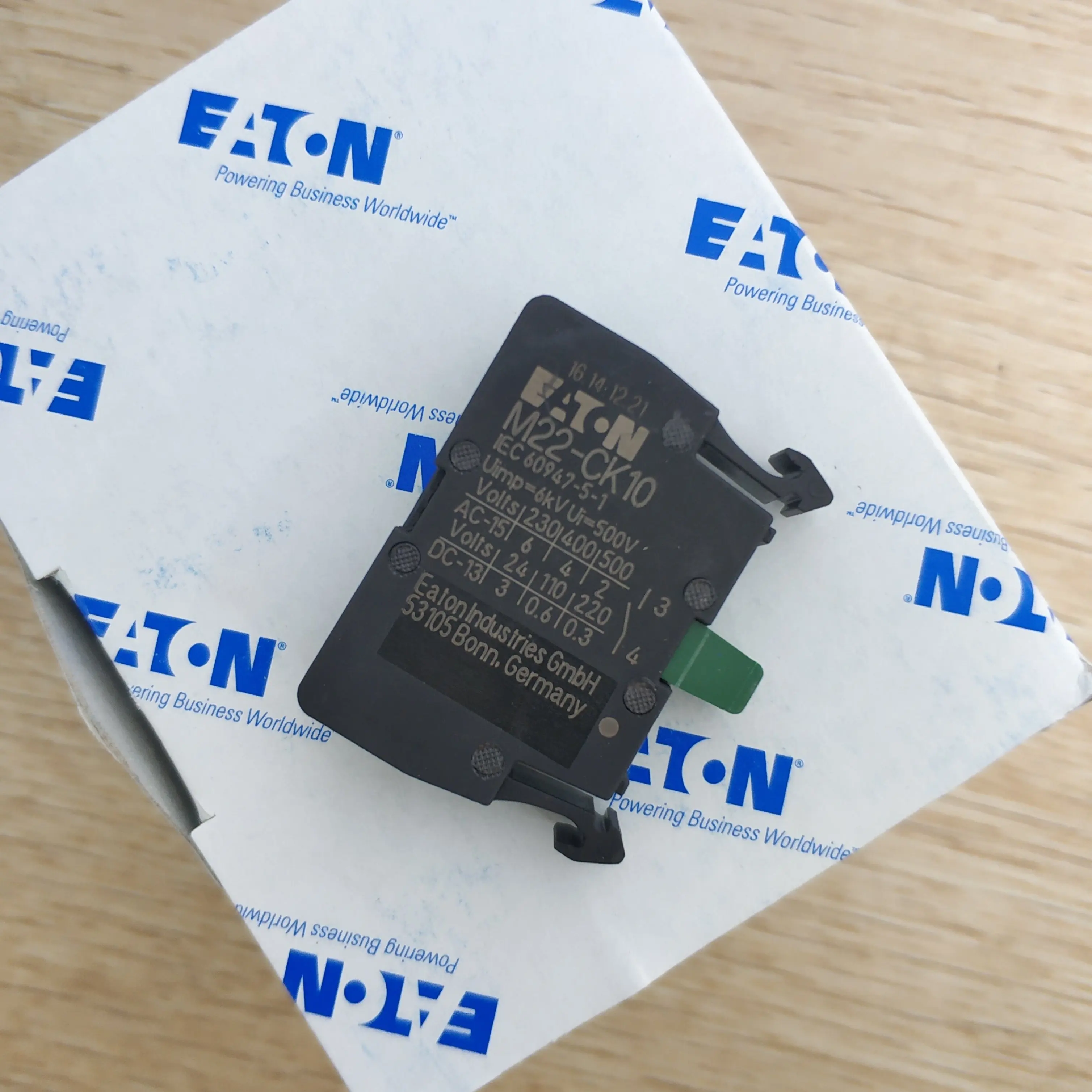 Eatons interrupteur bouton contacteur accessoires 2 pôles Contact auxiliaire M22-CK10