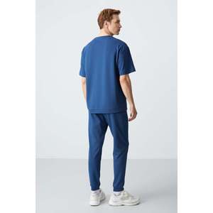 Conjunto Deportivo de Algodón para Hombre Parliament, Corte Holgado, Azul Informal, Transpirable, para Adultos - Product Image 1