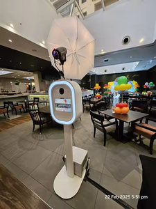 Supporte la pose horizontale et verticale <span class=keywords><strong>de</strong></span> l'<span class=keywords><strong>iPad</strong></span>, du reflex numérique, du photomaton, lumière RVB, miroir acrylique, photomaton avec valise <span class=keywords><strong>de</strong></span> transport - Product Image 4