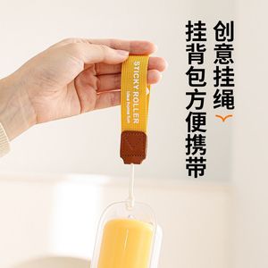 Rodillo Adhesivo Quitapelusas Portátil, Cepillo para Quitar Pelo de Mascotas y Ropa con Correa para Colgar para Facilitar su Transporte - Product Image 1