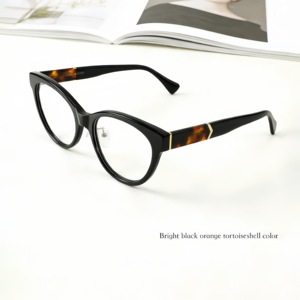 <span class=keywords><strong>แว่น</strong></span>ตาอ่านหนังสือแฟชั่นทรงแคทอาย รุ่น AA5054 สำหรับทุกเพศ น้ำหนักเบา ทนทาน เหมาะสำหรับใช้ในชีวิตประจำวัน <span class=keywords><strong>ขา</strong></span>ยส่ง - Product Image 4