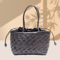Sac à bandoulière tissé de luxe vintage pour femme, chic, nouvelle collection 2026, sacs fourre-tout décontractés en cuir fendu pour femme avec pochette intérieure à cordon de serrage