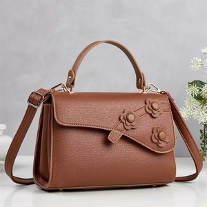 Luxury Designer Women Handbags Flower Decor Crossbody Bags Elegant Female <b>Small</b> Square <b>Purse</b> Shoulder Bag for Wedding Party - Product Image 3