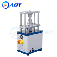 Machine de sertissage électrique à pression contrôlée pour boîtiers de piles bouton CR20XX