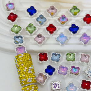 Dijes de Trébol de Cuatro Hojas con Cristales Brillantes para la Creación de Joyas, Colgantes de Trébol de la Suerte, Plateados, Libres de <span class=keywords><strong>Plomo</strong></span> y Níquel - Product Image 6