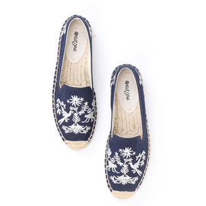 <span class=keywords><strong>Espadrilles</strong></span> brodées à la main pour femmes, <span class=keywords><strong>semelle</strong></span> en <span class=keywords><strong>corde</strong></span> de jute, dessus en toile, mocassins à enfiler, antidérapants, polyvalents pour le printemps et l'été, décontractés - Product Image 2