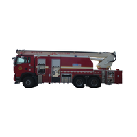 Camion de lutte contre les incendies Sinotruk HOWO rouge pour haute altitude avec fonction de jet d'eau, véhicule de sauvetage incendie