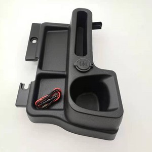 Consola de Apoyabrazos para Auto con Caja de Almacenamiento, Portavasos y Carga USB para Toyota Land Cruiser LC70 76 78 79 - Product Image 5
