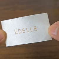 Logo personnalisé Etiquette en satin pour vêtements Etiquettes tissées pour vêtements, sacs, chaussures-Bord lavable et découpé au laser durable