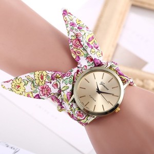Montres à Quartz en <span class=keywords><strong>tissu</strong></span> Floral pour femmes, <span class=keywords><strong>montre</strong></span>-<span class=keywords><strong>Bracelet</strong></span> en <span class=keywords><strong>tissu</strong></span> Jacquard pour femmes - Product Image 2