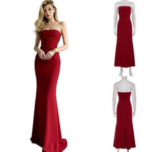 Robe de soirée rouge sexy, écologique et respirante pour femme, en maille plissée, col rond, dos ouvert, fermeture éclair, silhouette droite, naturelle - Product Image 1