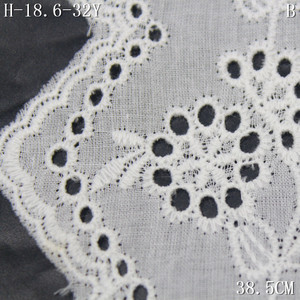 Bán Buôn 38Cm Chất Lượng 100% Bông Dây Giày Mềm Mại Màu Trắng Ren Trim Thêu Dệt May Biên Giới Ren Vải Cho May Trang Trí - Product Image 4