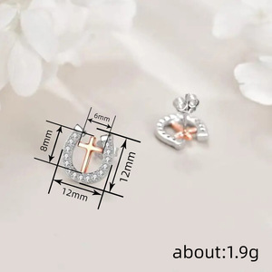Eleganti Orecchini a Perno con Zirconi Bicolore a Forma di Ferro di Cavallo, Gioielli di Lusso Minimalisti per Donna, Uso Quotidiano, Regalo Chic - Product Image 6