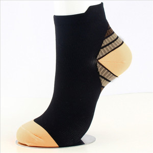 <span class=keywords><strong>Hiver</strong></span> Nouveau Design Outdoor Bike Cycling Basketball Compression Running Socks - Product Image 4