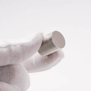 Aimants ronds en néodyme à haute performance, personnalisés, en terres rares, 8x3mm, 10x3mm, 12x3mm, 15x3mm, 20x3mm, 20x5mm, 25x5mm, 30x5mm - Product Image 4