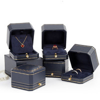 Boîte à bijoux en cuir PU, petit boutons, bleu marine, haute qualité, Logo personnalisé, boîtes d'emballage de bijoux de fiançailles et de mariage,