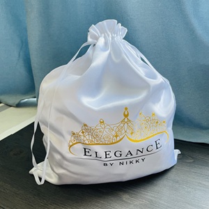 ถุงผ้าซาตินสีขาวพิมพ์โลโก้ตามสั่ง ถุงผ้าซาตินแบบมีเชือกผูก ถุงผ้าซาตินทรงถังพิมพ์โลโก้ตามสั่ง ถุงผ้าซาตินขนาดเล็กแบบมีเชือกผูกพิมพ์โลโก้ตามสั่ง - Product Image 5