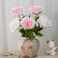 Bunga Peony 3 Kepala Simulasi Tinggi Bahan Sutra Sentuhan Lembut Buket Peony Merah untuk Dekorasi Ruang Tamu & Pernikahan