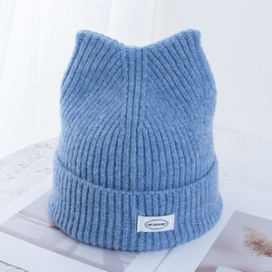 Venta al por mayor Beanie Hat Little Devil Striped Knitted Wool Cap Winter Cute Cat Ears Pointed Pullover Sombreros <span class=keywords><strong>de</strong></span> mujer - Product Image 2