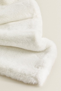 Nhà Sản Xuất Chăn Lông Thỏ Giả Cỡ King Màu Trắng Siêu Mềm - Product Image 4