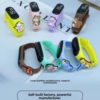 Montre-bracelet numérique LED ovale mignonne de style dessin animé, cadeau promotionnel, vente en gros d'usine 2026, pour enfants, étudiants, garçons et filles