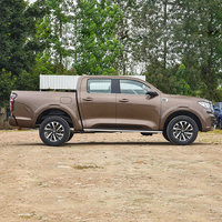 La balle noire de la grande muraille 2.0T prennent le camion de cargaison d'essence de 4x2/4x4 pour tous terrains extérieurs