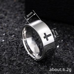 Anello Minimalista Unisex con Fascia Liscia, Gioiello Moderno per Uso Quotidiano - Product Image 4