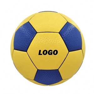 Ballons <span class=keywords><strong>de</strong></span> football en PU et PVC pour l'entraînement Taille et poids officiels - Product Image 1