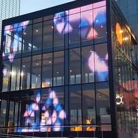 Écran LED transparent haute luminosité IP65 intérieur/extérieur P1.8 de 1000x1000mm fixe pour centre commercial, fabriqué par HXT Source Factory