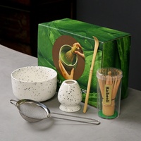 Bol à matcha en céramique et fouet mélangeur Chasen, design moderne et simple, ensemble à thé