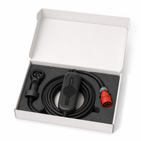 Chargeur EV portable triphasé robuste Type 2 Rouge CEE 380-450V IP66 Écran LCD Minuterie 8H Application WiFi Câble TPU 5m Nouveau 7kW