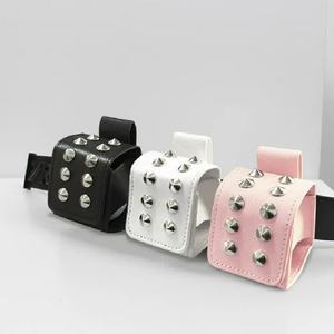 Étui pour balles de golf carré créatif Sac de golf suspendu à la taille portable Pochette pour balles de golf en cuir PU durable avec rivet - Product Image 4