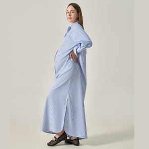Robe chemise maxi décontractée pour femme enceinte, à rayures, col en V, boutonnée, manches longues, coupe ample et oversize - Product Image 5