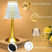 Lampe de table moderne en métal sans fil rechargeable à effet de lumière en acrylique LED à gradation et pointe d'étoile sans fil