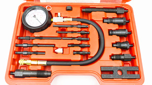 Auto Koelsysteem <span class=keywords><strong>Tester</strong></span> Drukmeter En Aluminium Verbinding 14 Sets Watertank Lekdetector - Product Image 5