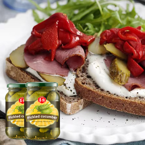 Concombres marinés, faits <span class=keywords><strong>maison</strong></span> par des agriculteurs, comme accompagnement pour les repas - Product Image 6