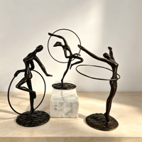 Statue Moderne Femme Dansante en Cuivre, Sculptures Abstraites de Danseuse, Décoration d'Intérieur, Artisanat Métallique Écologique, Durable et Fait Main